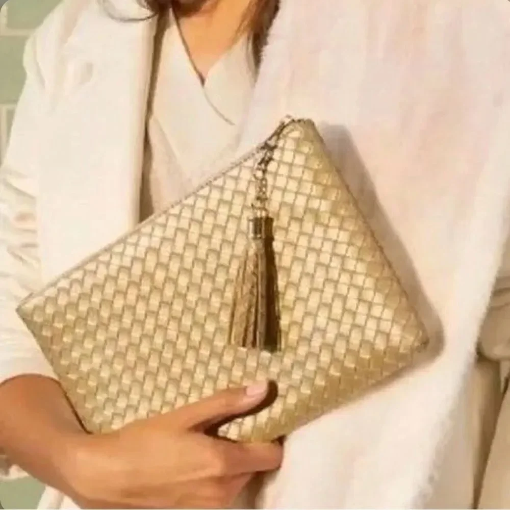 NWT VIRGINIA WOLF Mimi Curateur Clutch - Gold Vegan Metallic Leather